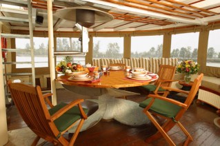 PACIFIC YELLOWFIN -  Enclosed Aft Deck